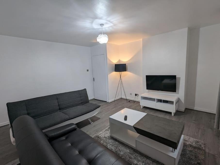 3 Bedroom Apartment Sleeps 8 爱丁堡 外观 照片